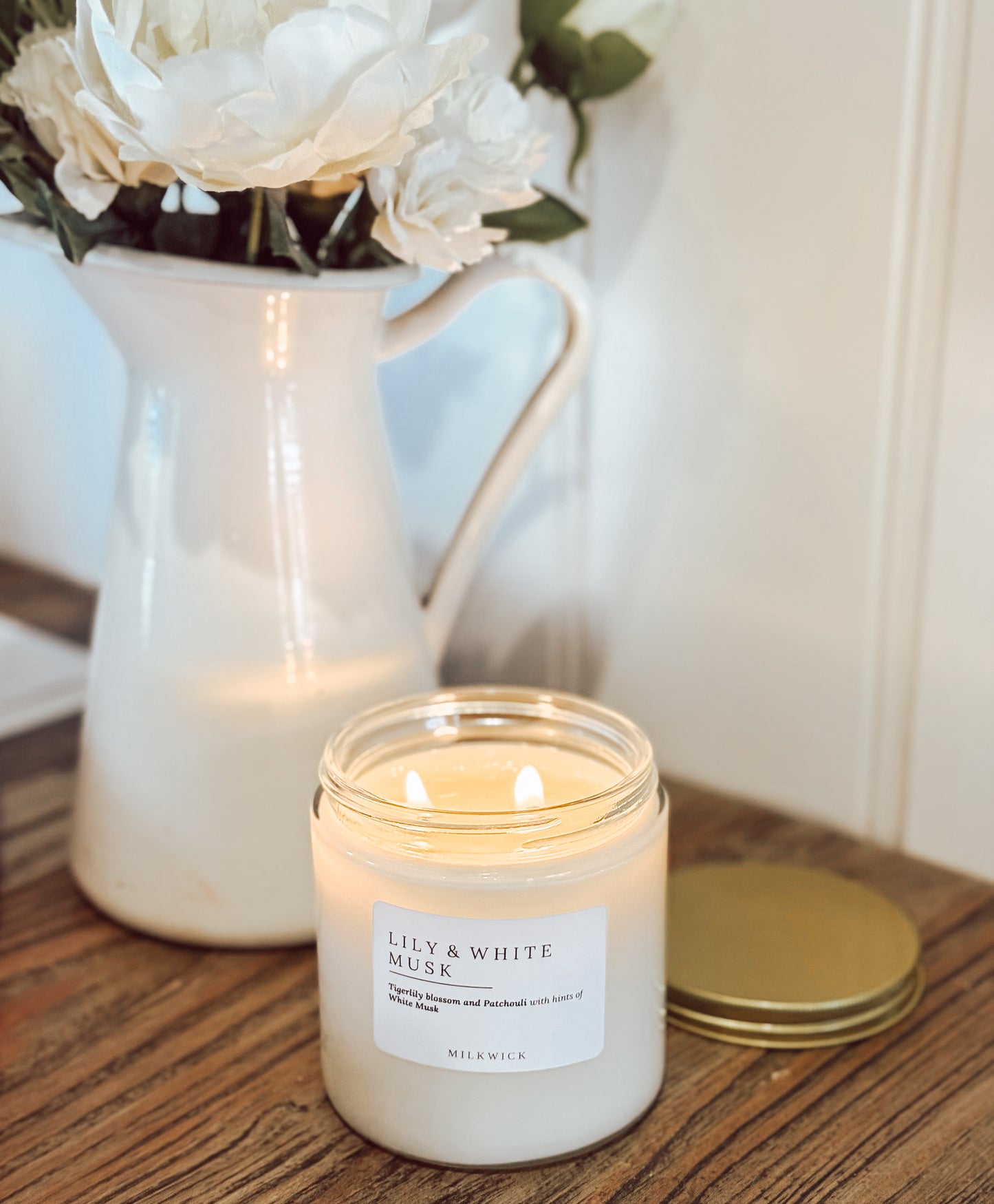 Lily & White Musk